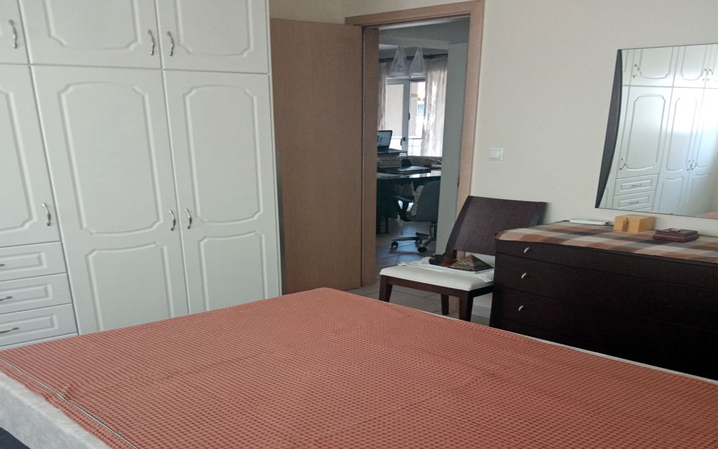 18 Apartment Bedroom 3