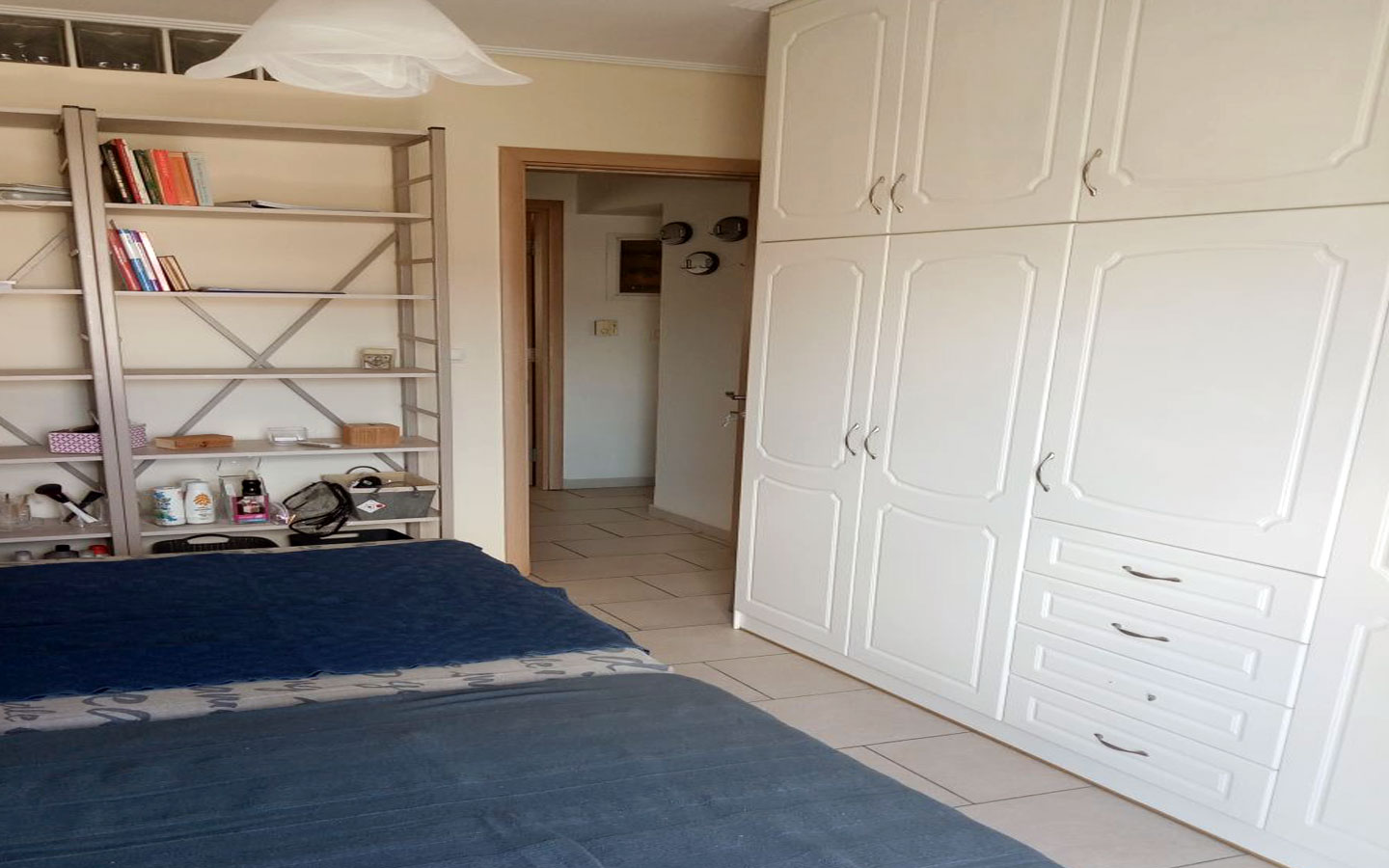 21 Apartment Second Bedroom 3