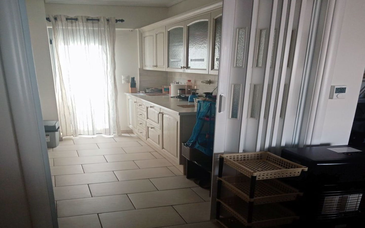 23 Kitchen 1