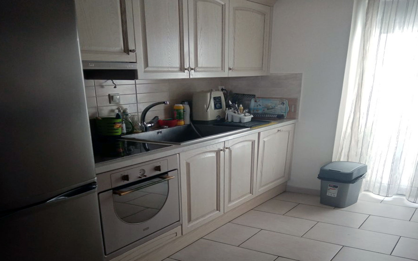 24 Kitchen 2