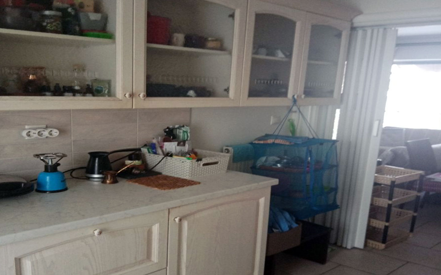 25 Kitchen 3