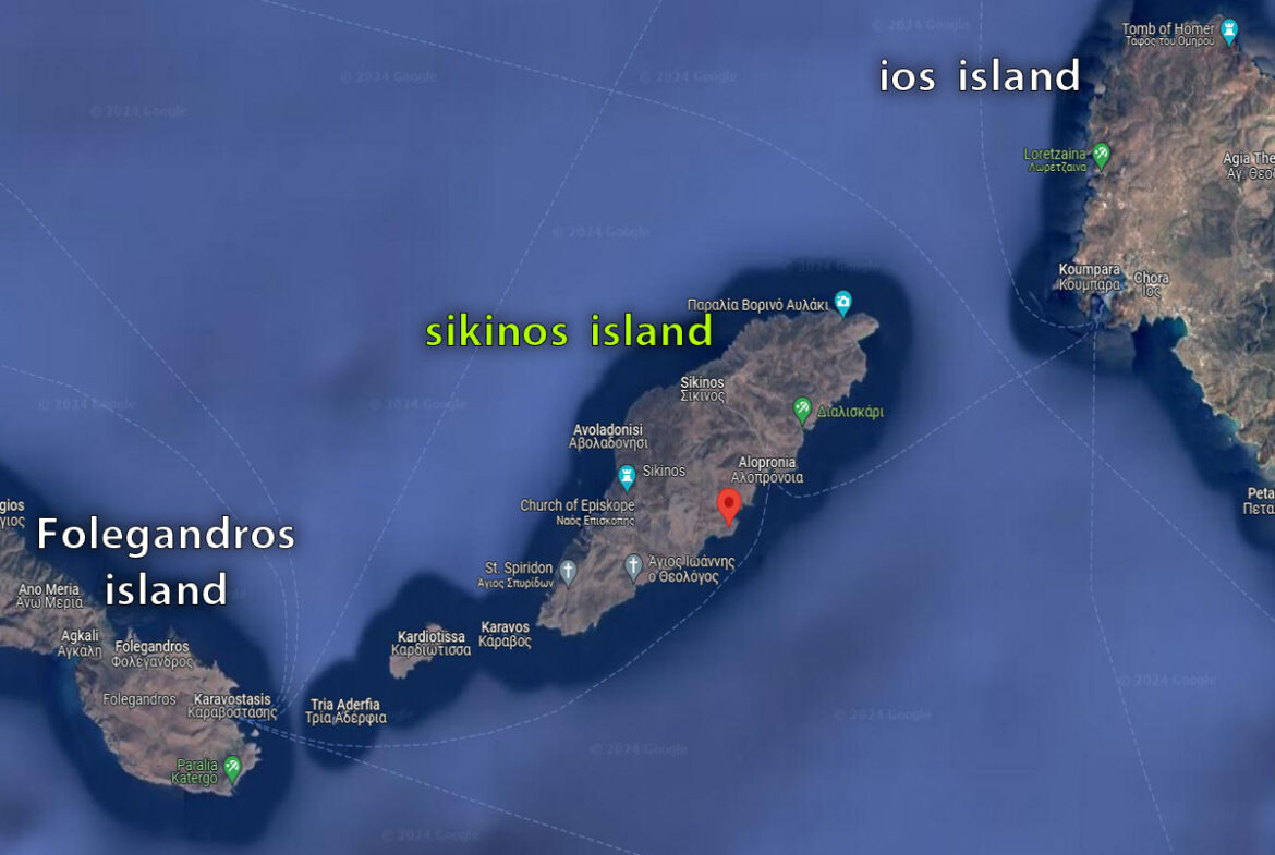 Plot on Sikinos island for sale