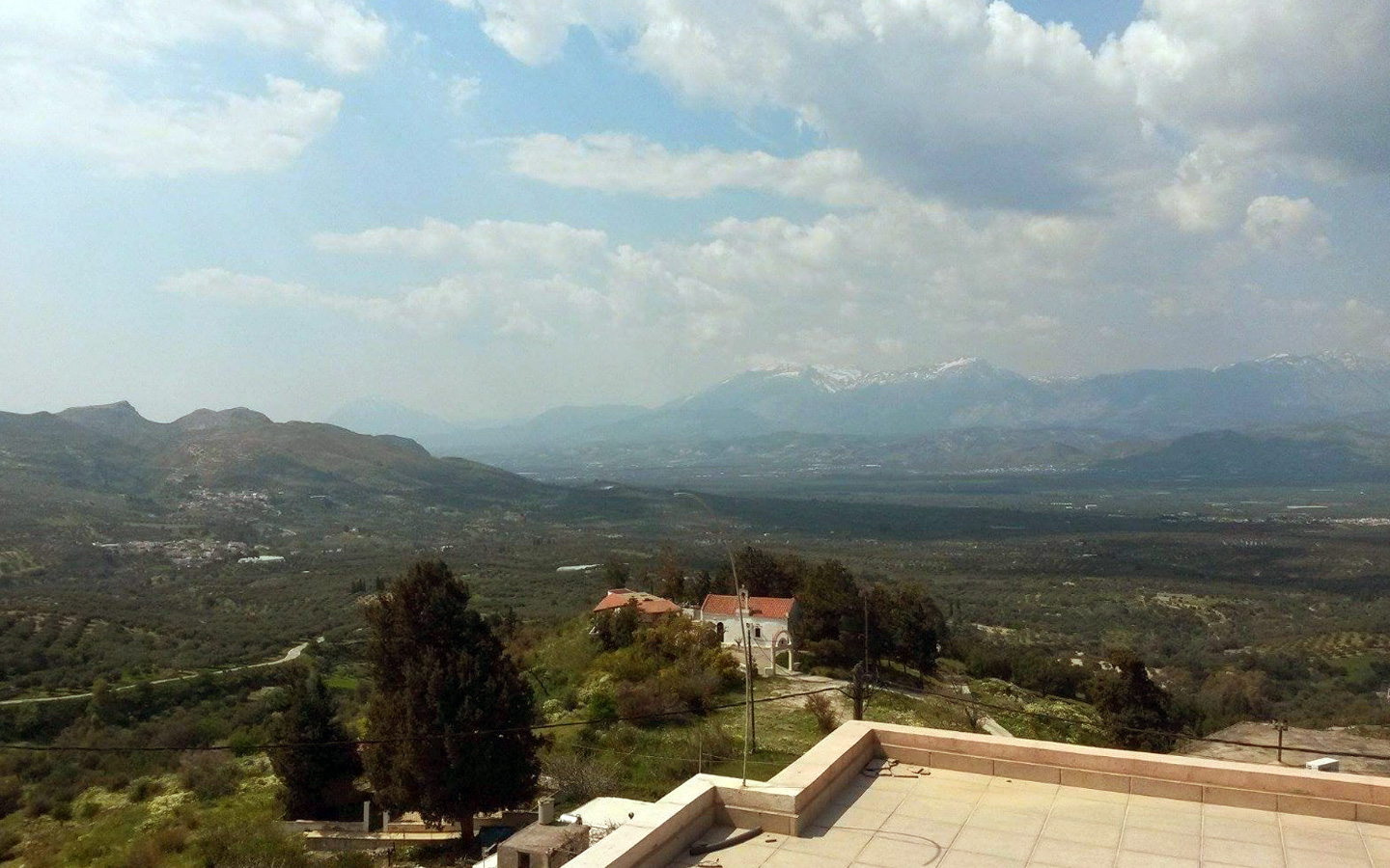 mounten view in south crete